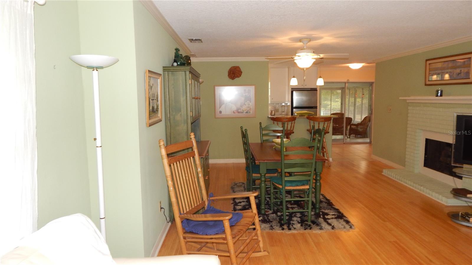 Listing photo id 36 for 5287 Azalea Circle
