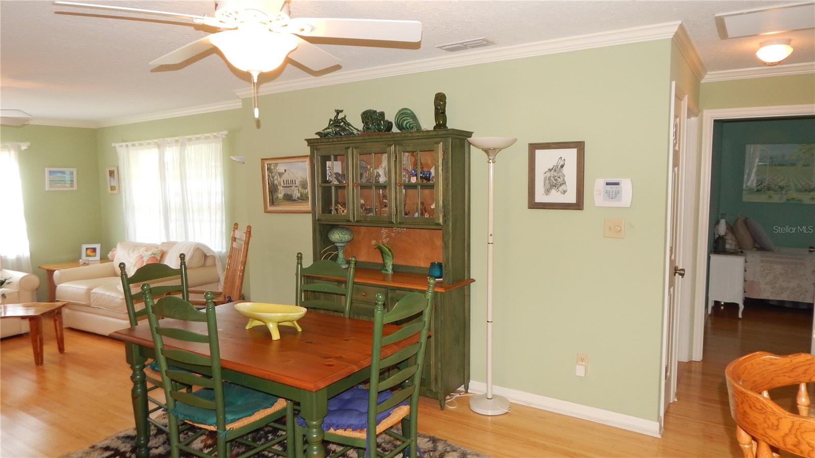 Listing photo id 39 for 5287 Azalea Circle