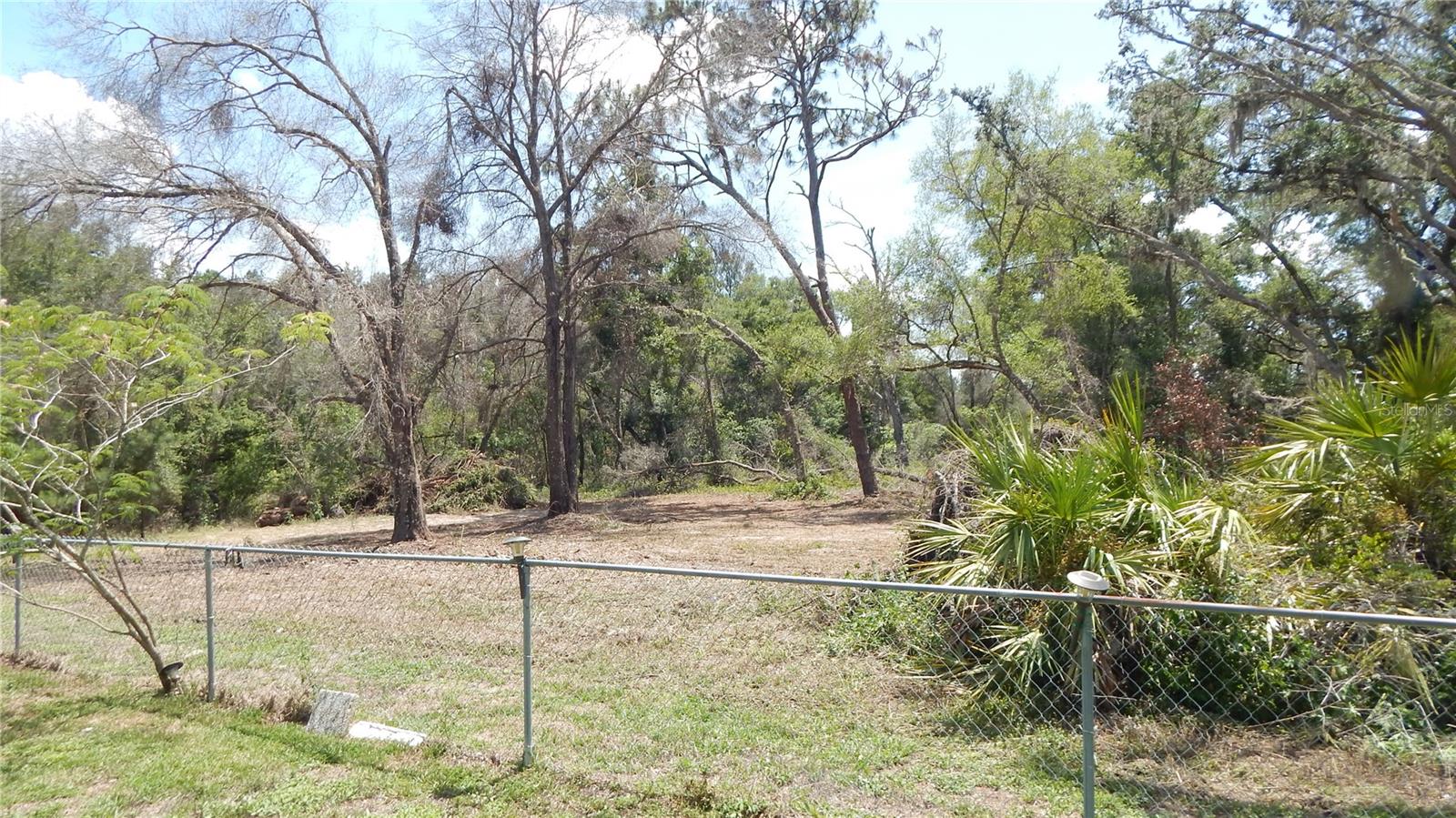 Listing photo id 44 for 5287 Azalea Circle