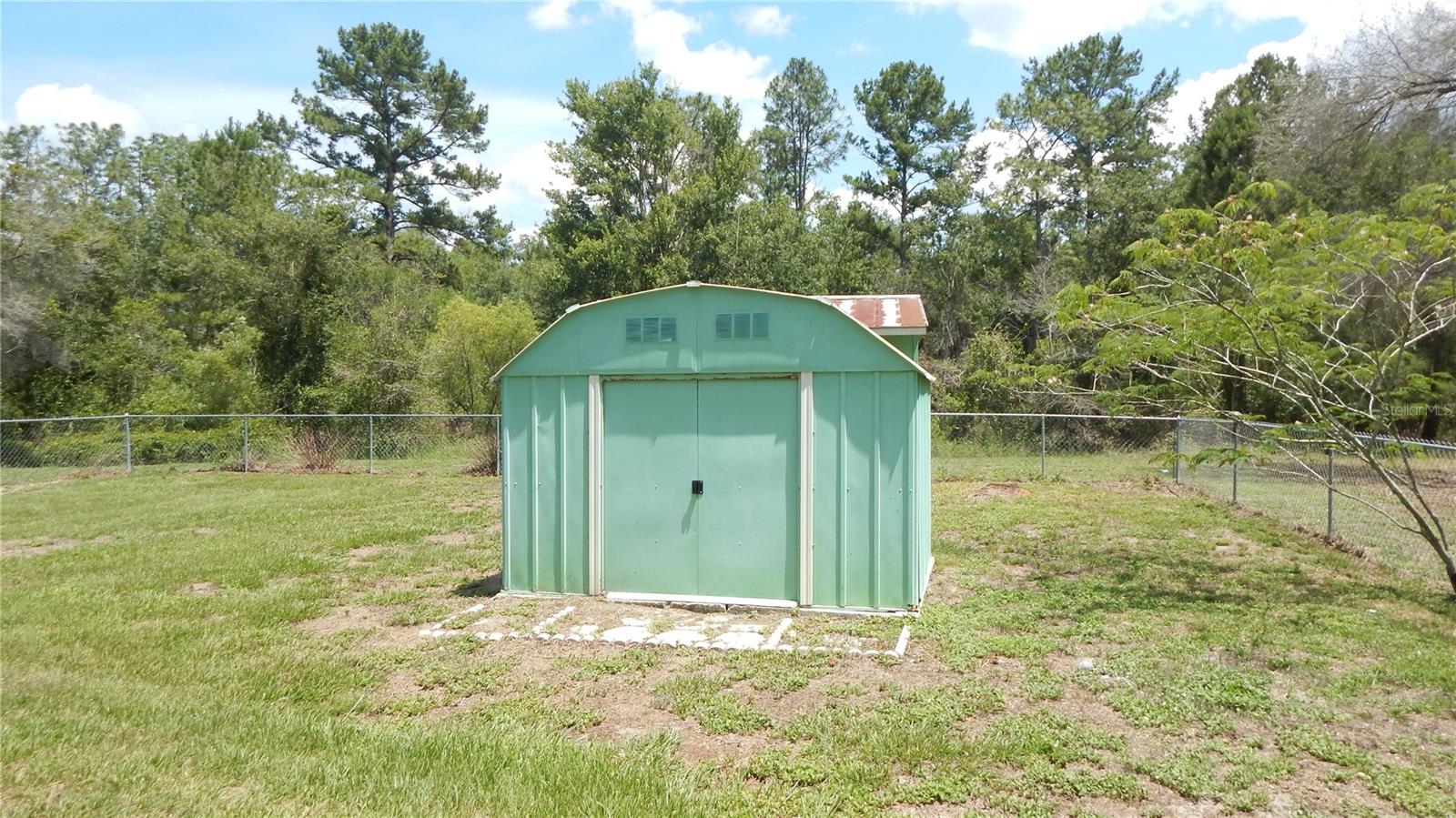Listing photo id 45 for 5287 Azalea Circle