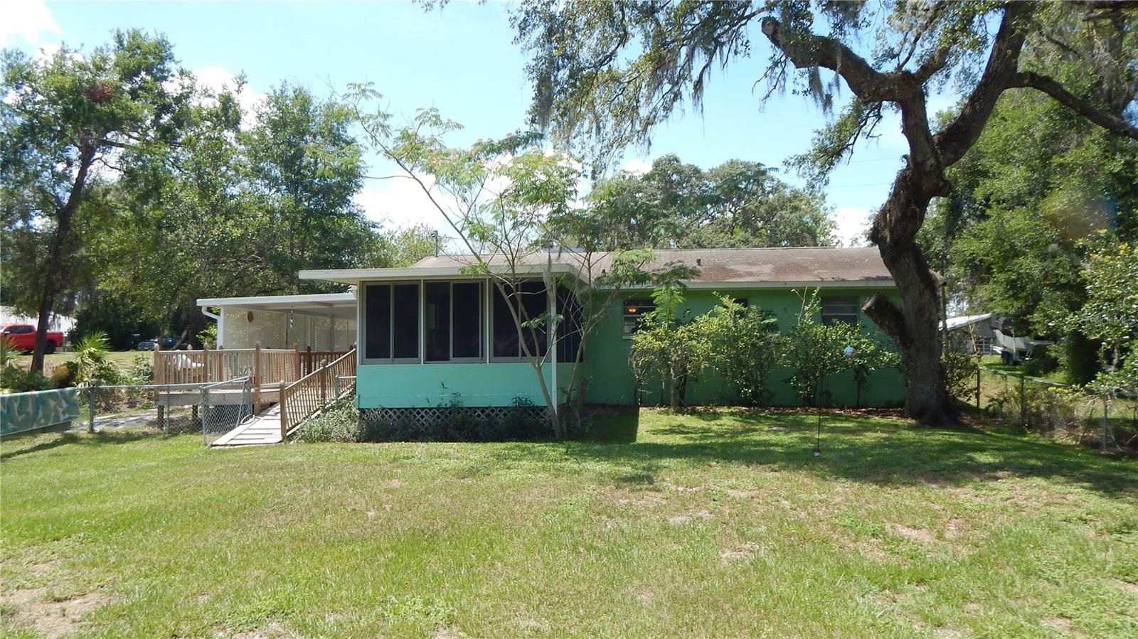 Listing photo id 49 for 5287 Azalea Circle
