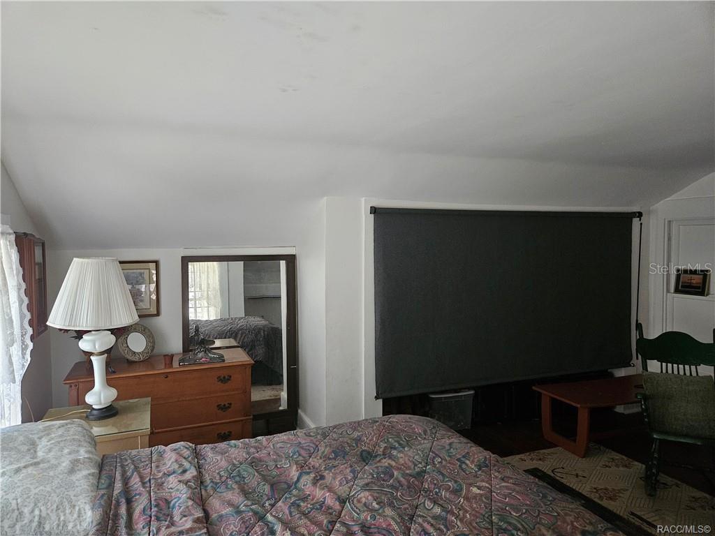 Image 37 of 72 For 754 2nd Avenue