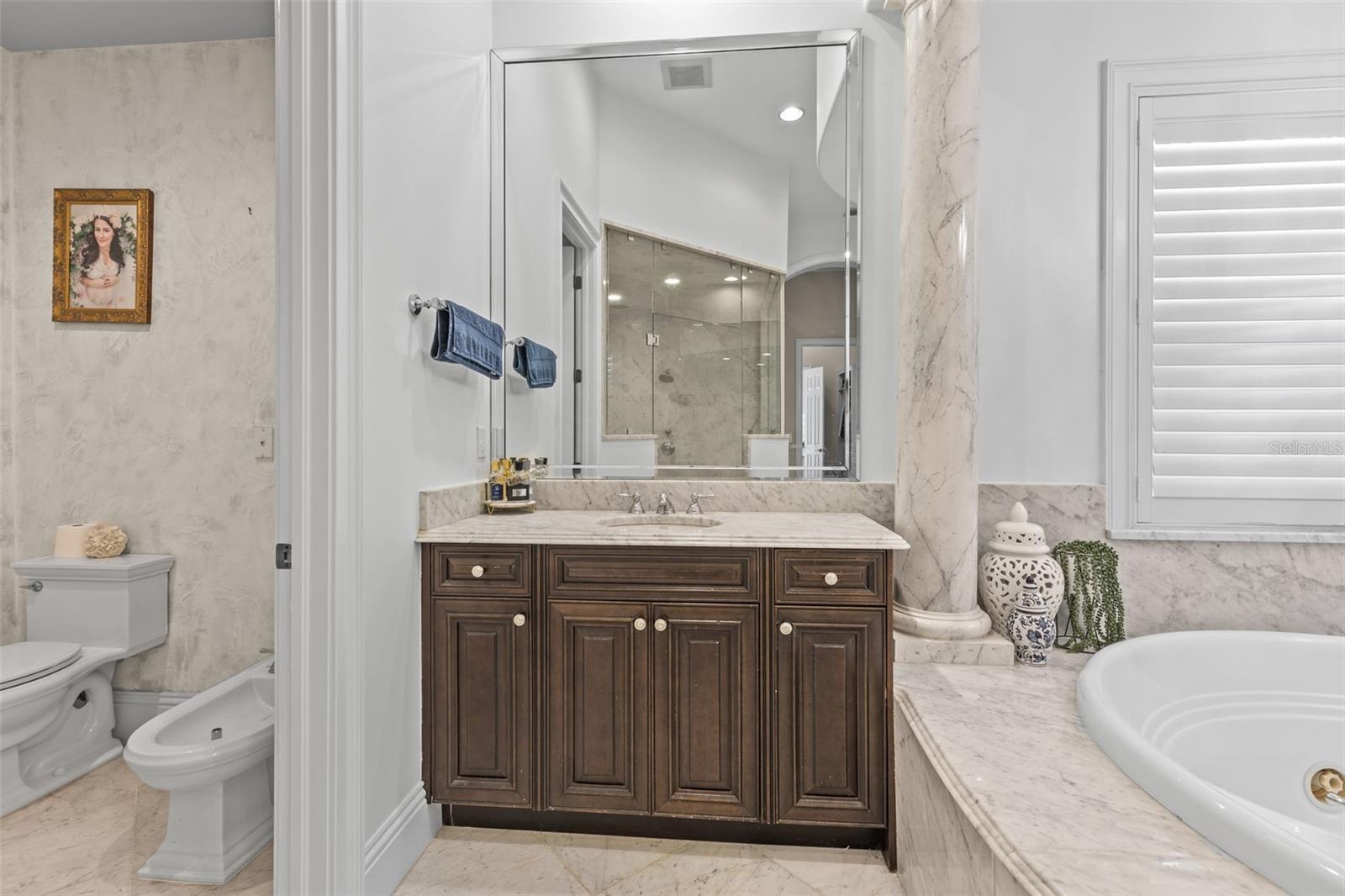 Listing photo id 26 for 17301 Ladera Estates Boulevard