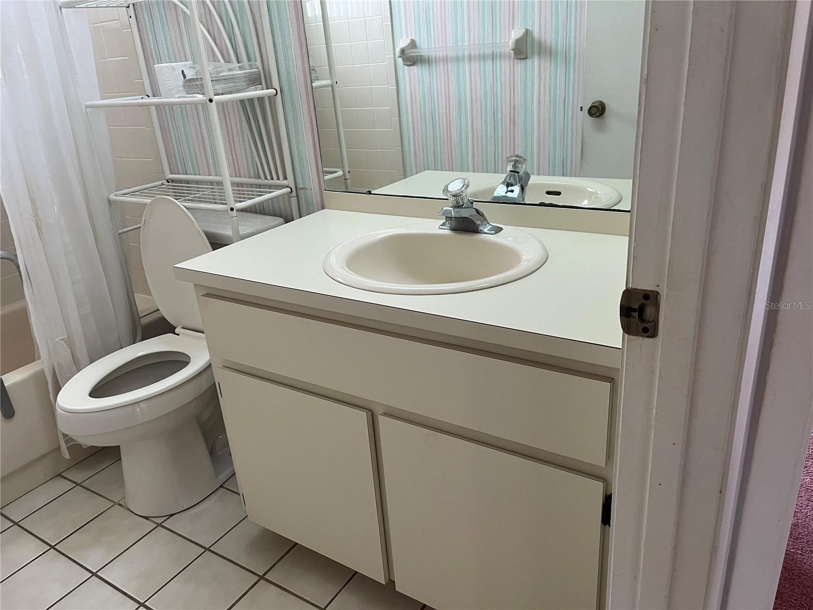 Listing photo id 19 for 8130 Shalom Drive