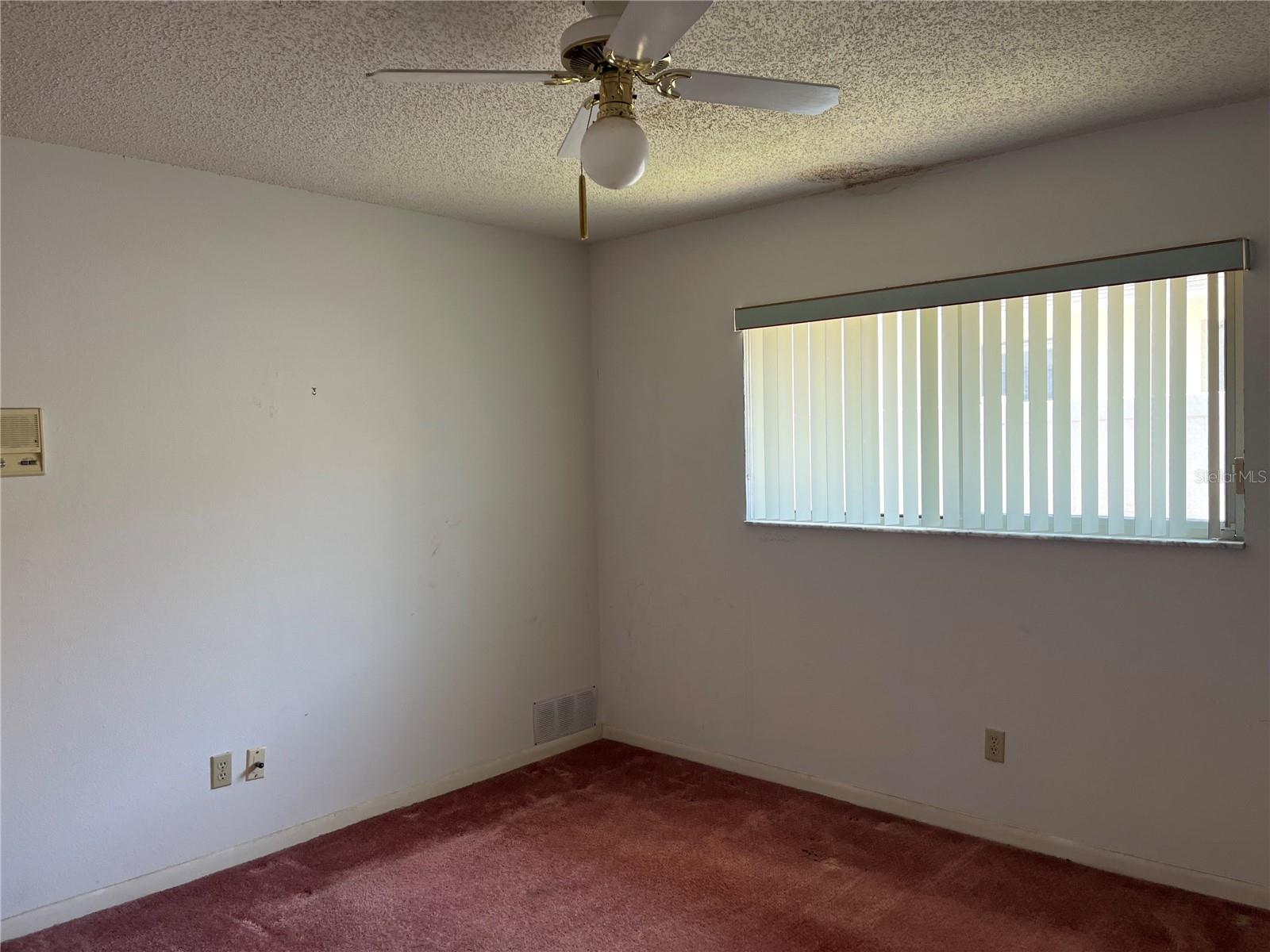 Listing photo id 22 for 8130 Shalom Drive