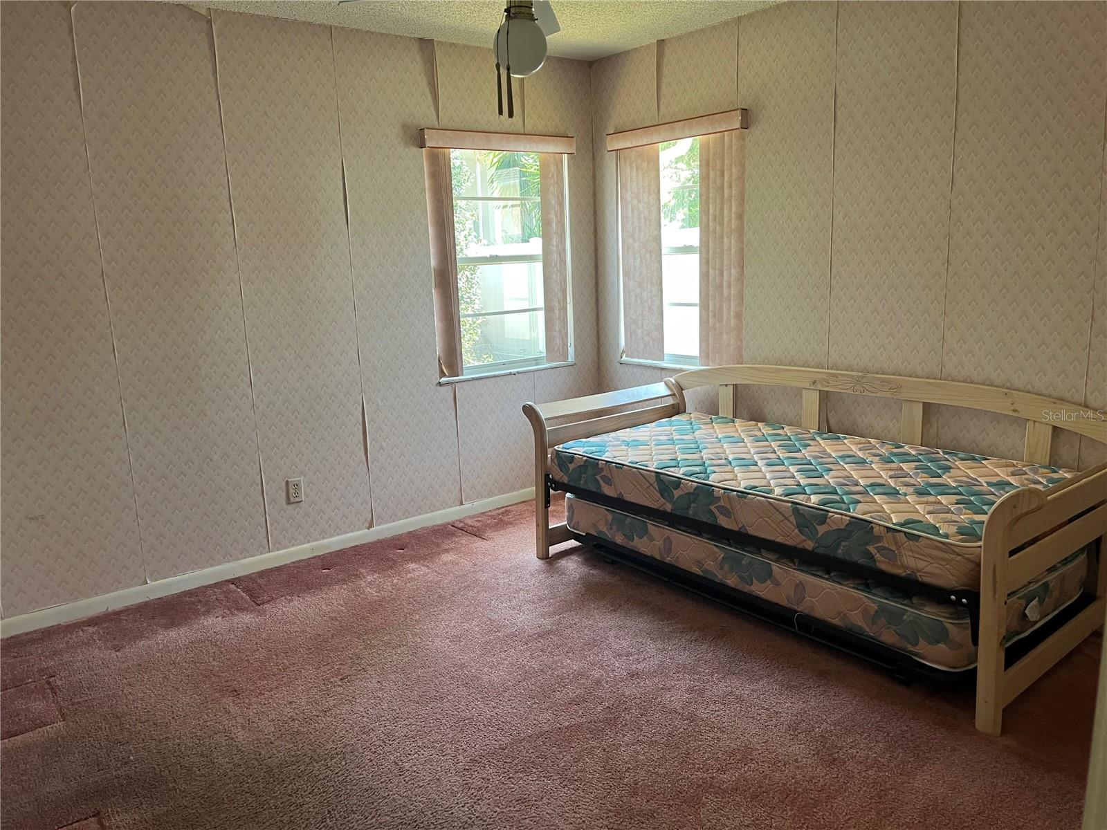 Listing photo id 23 for 8130 Shalom Drive