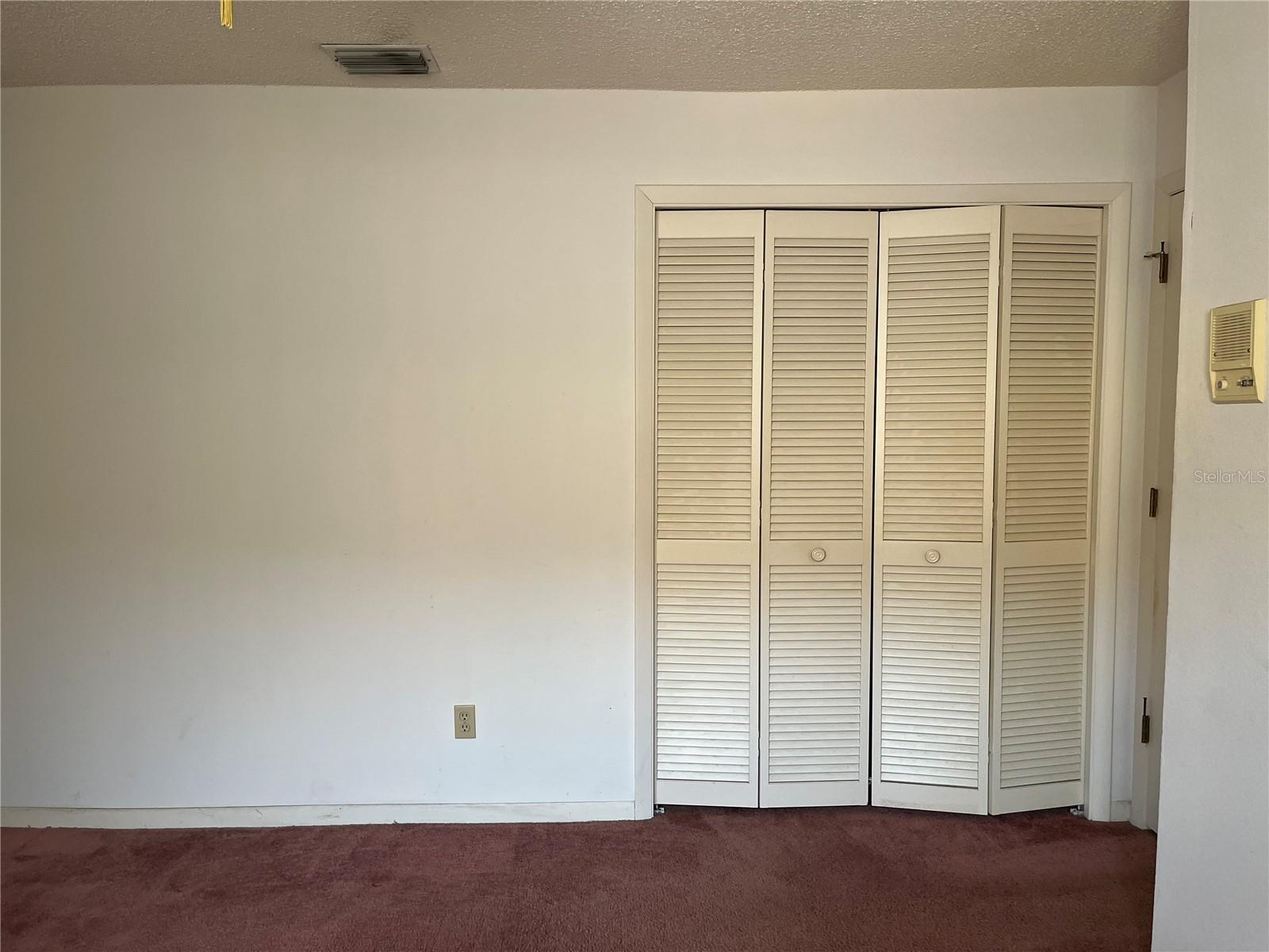 Listing photo id 24 for 8130 Shalom Drive