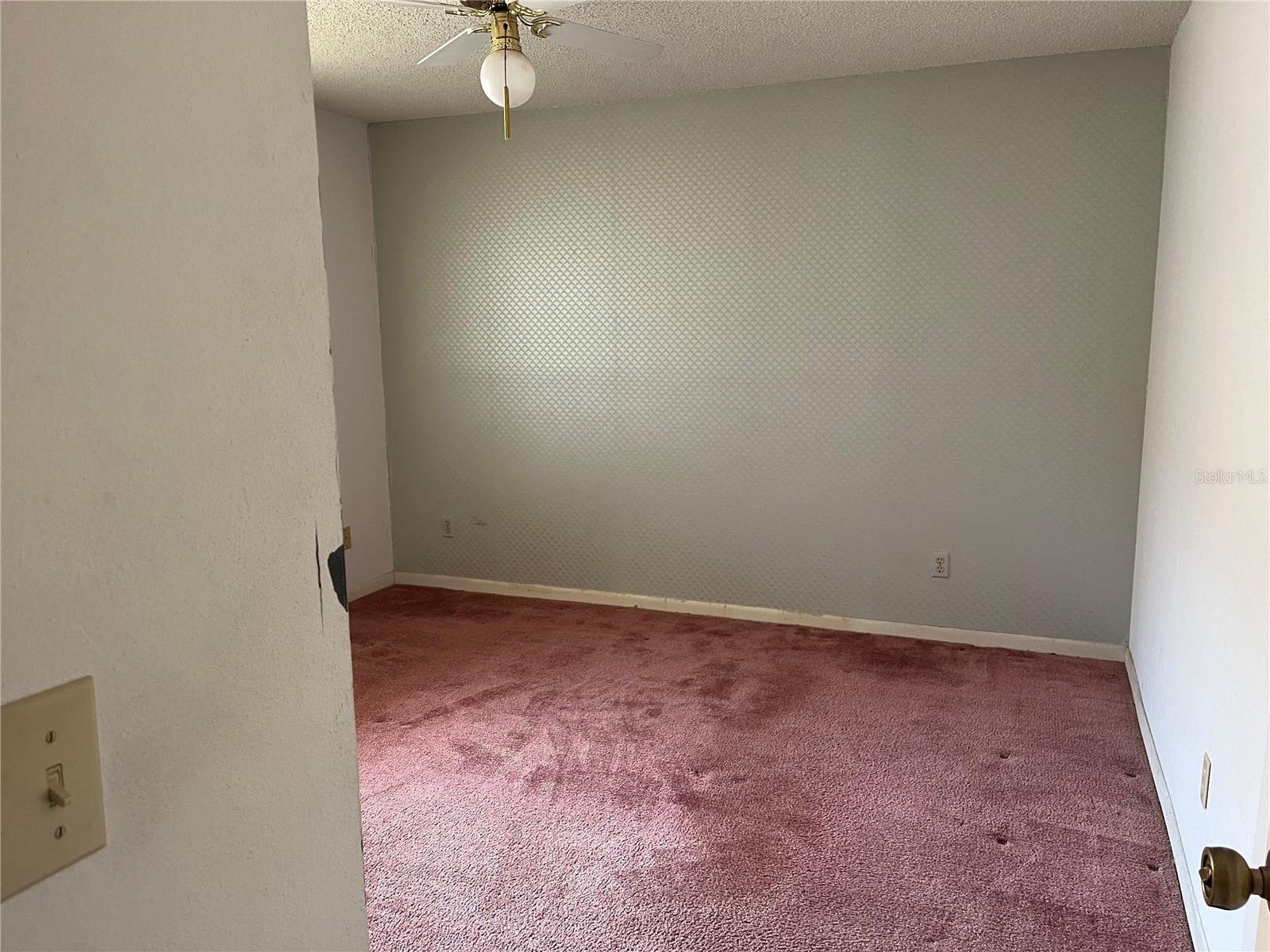 Listing photo id 25 for 8130 Shalom Drive