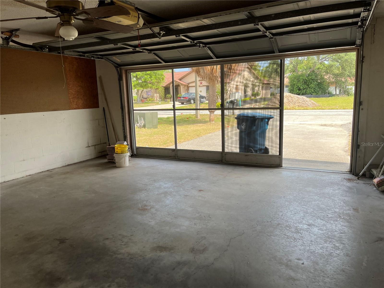 Listing photo id 30 for 8130 Shalom Drive