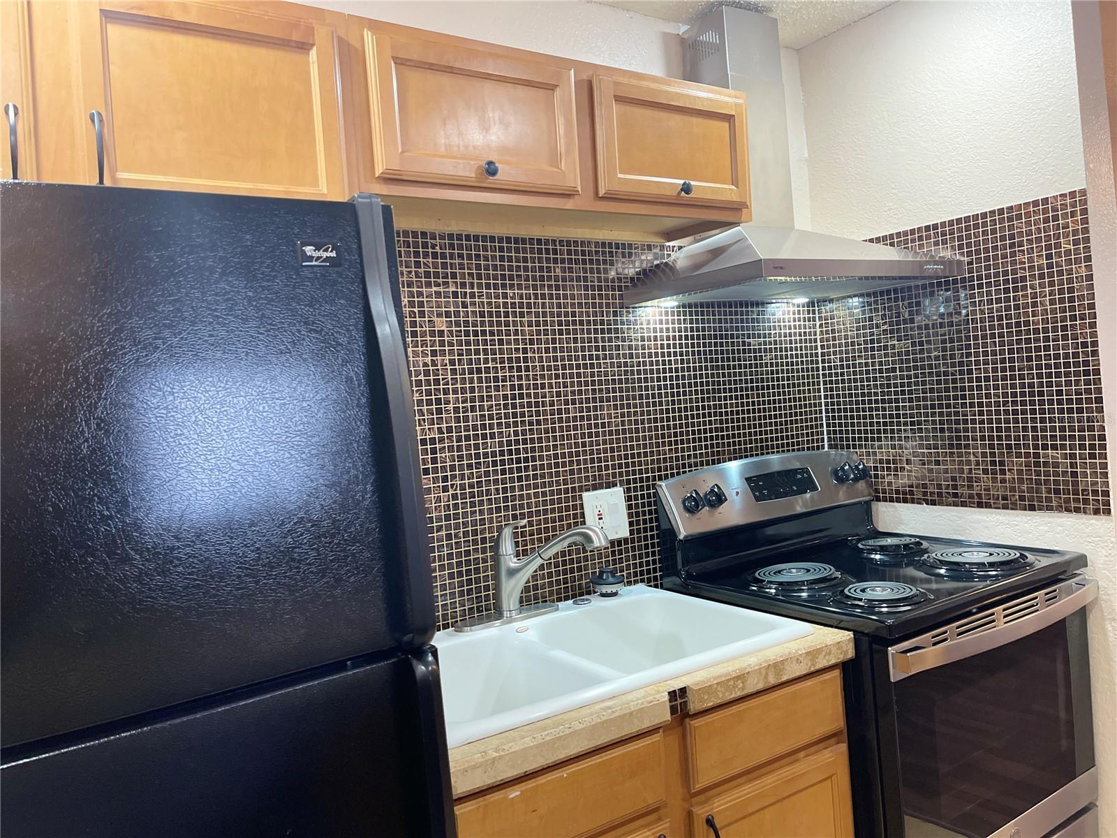 Image 8 of 14 For 9105 Hillsborough Avenue I104