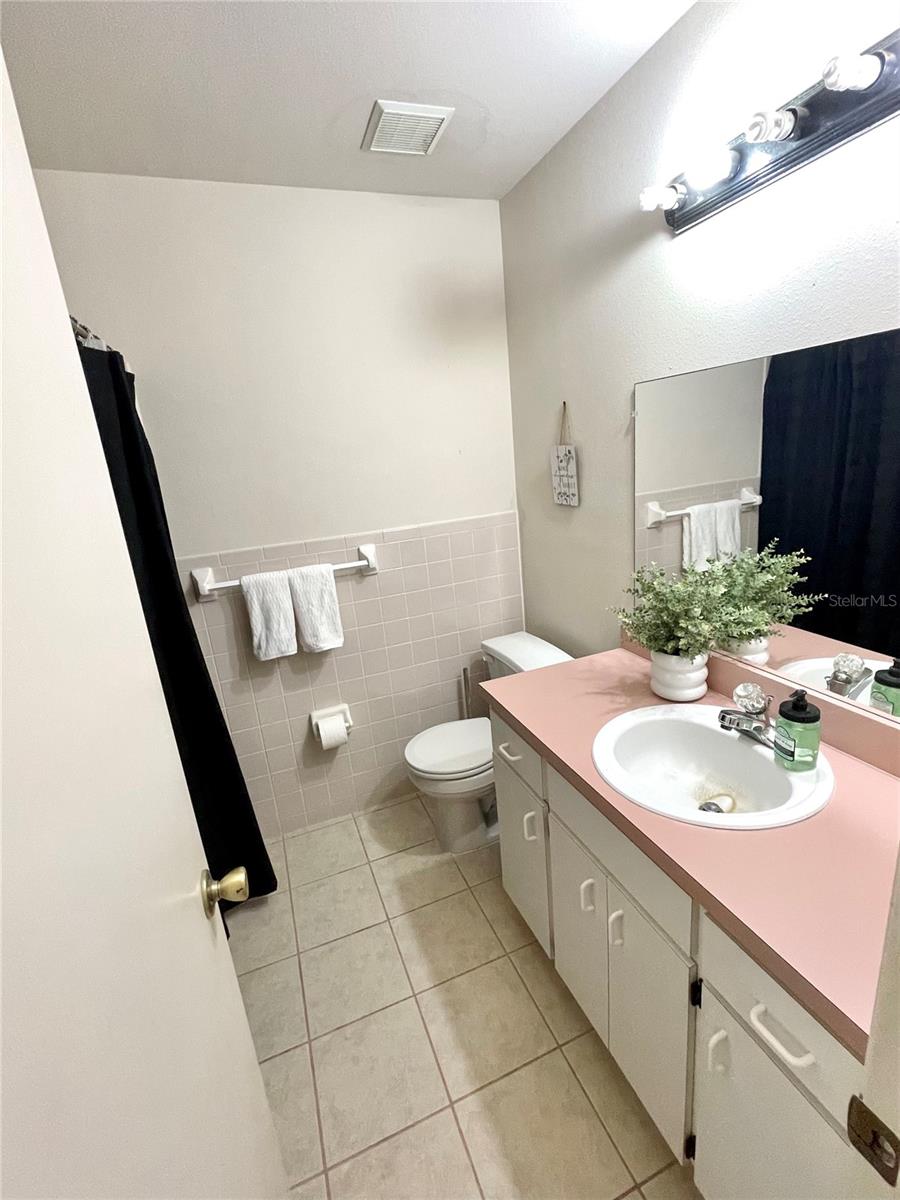 Image 11 of 18 For 1310 Payne Street