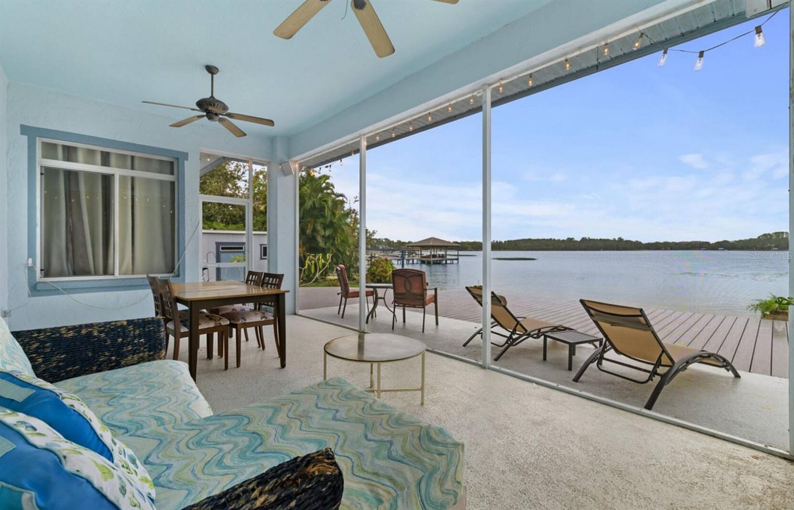 Listing photo id 9 for 8701 Lake Calm Lane
