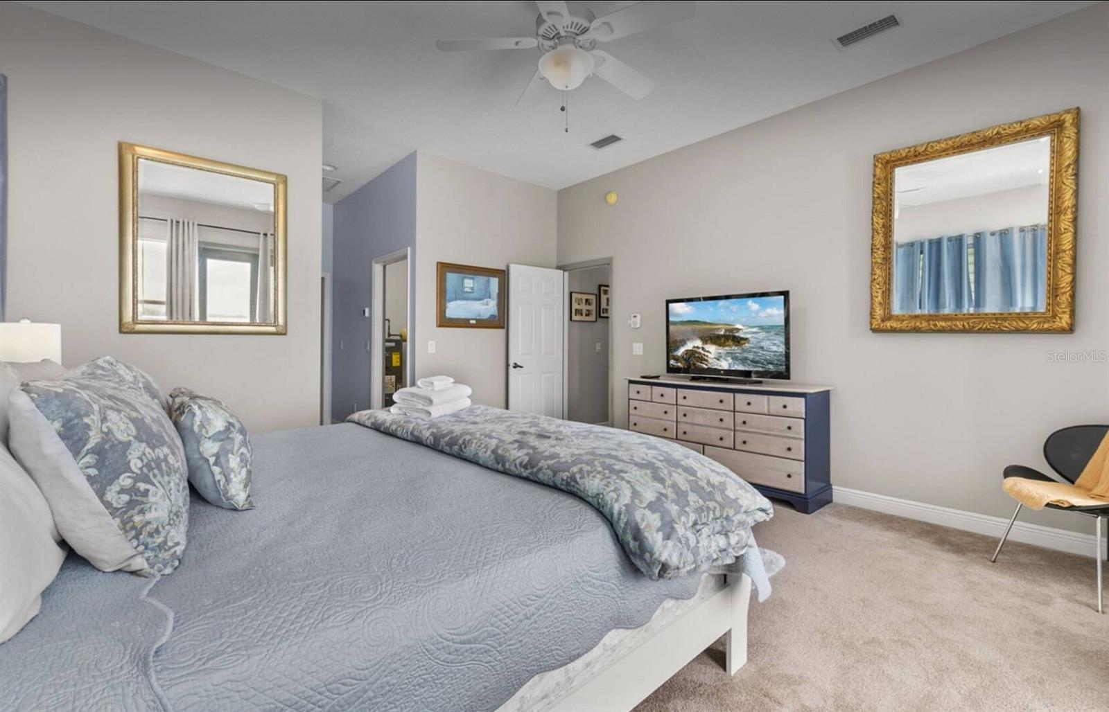 Listing photo id 26 for 8701 Lake Calm Lane