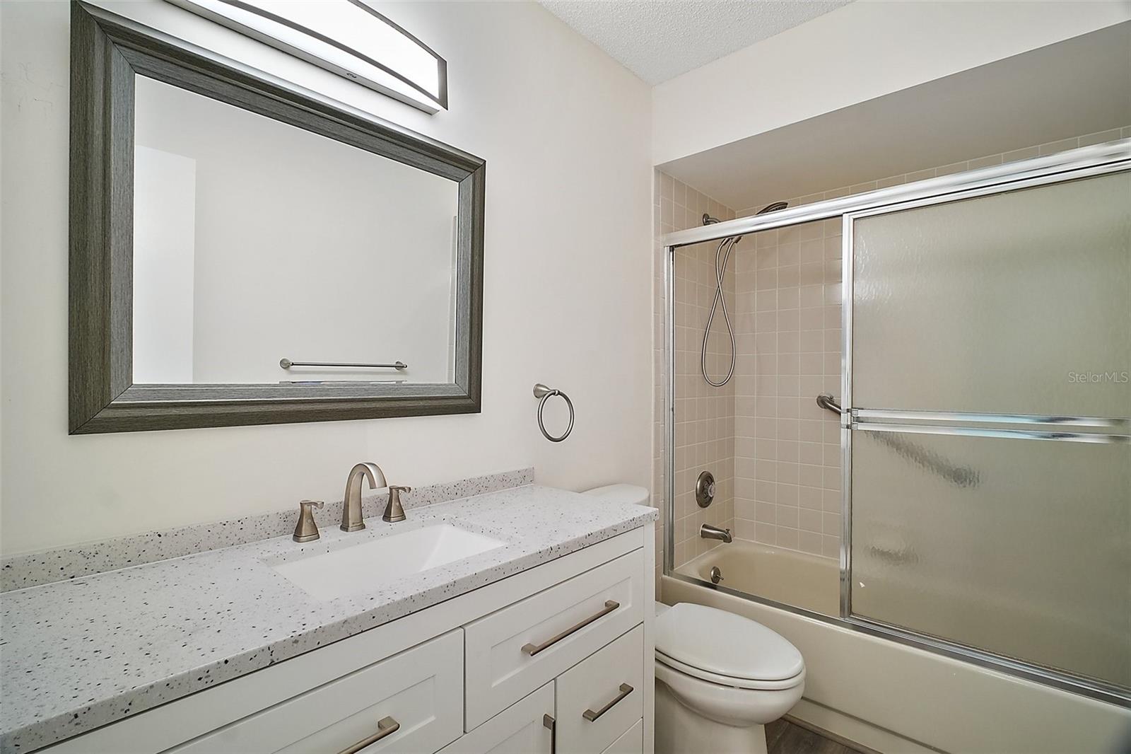 Image 23 of 30 For 9755 176th Street