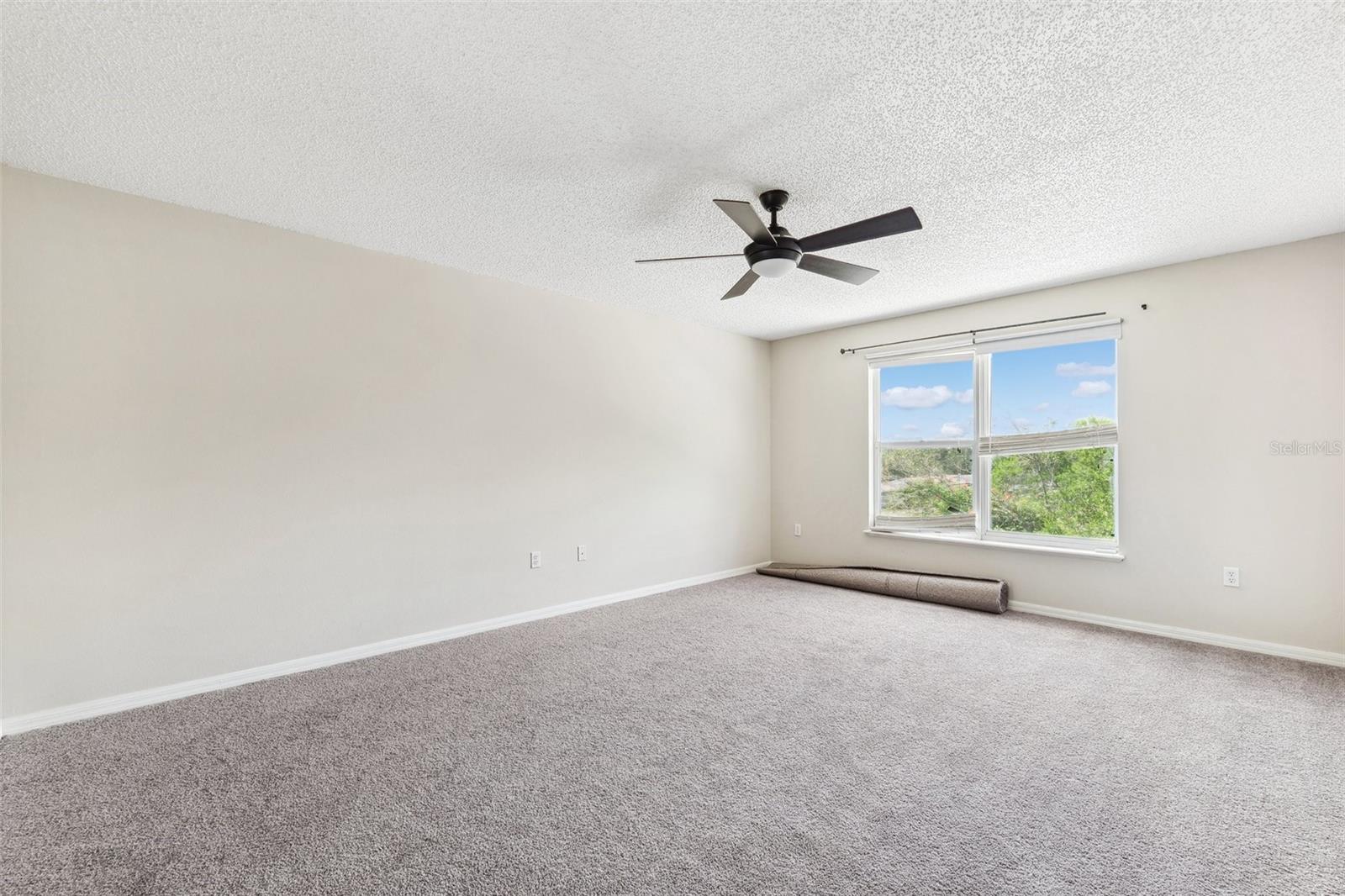Image 6 of 50 For 12470 Elgin Boulevard