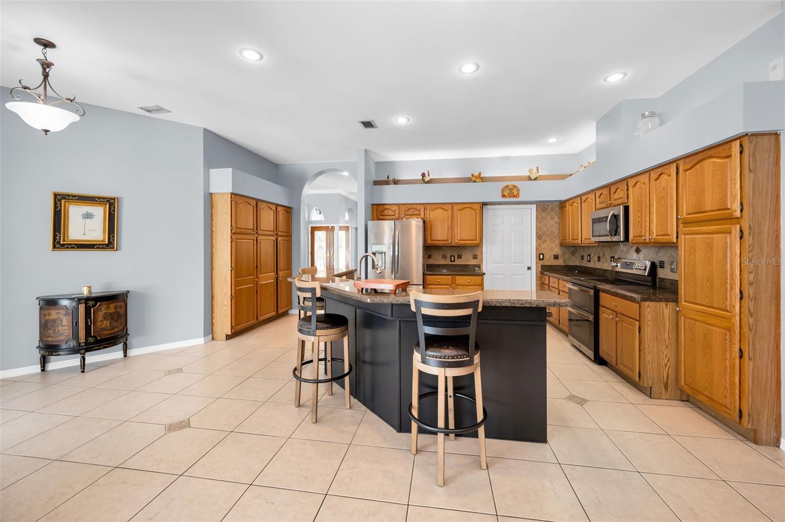 Image 17 of 100 For 1516 Lake Woodlands Parkway