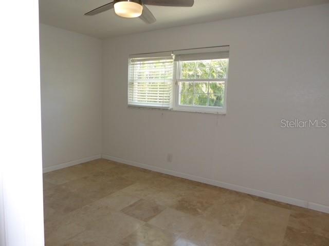 Image 31 of 40 For 12055 4th Street E