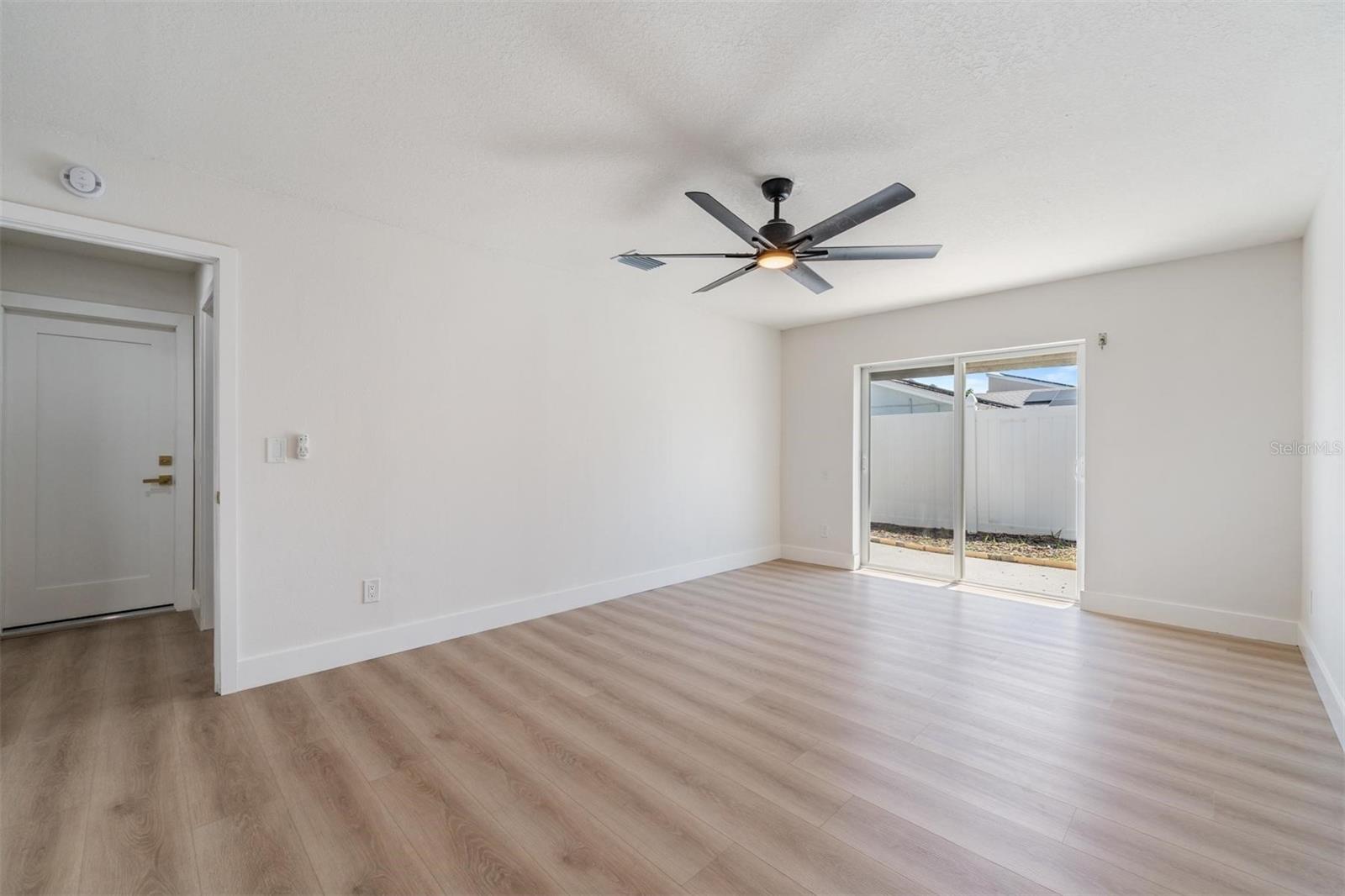 Image 29 of 44 For 7607 22nd Avenue W