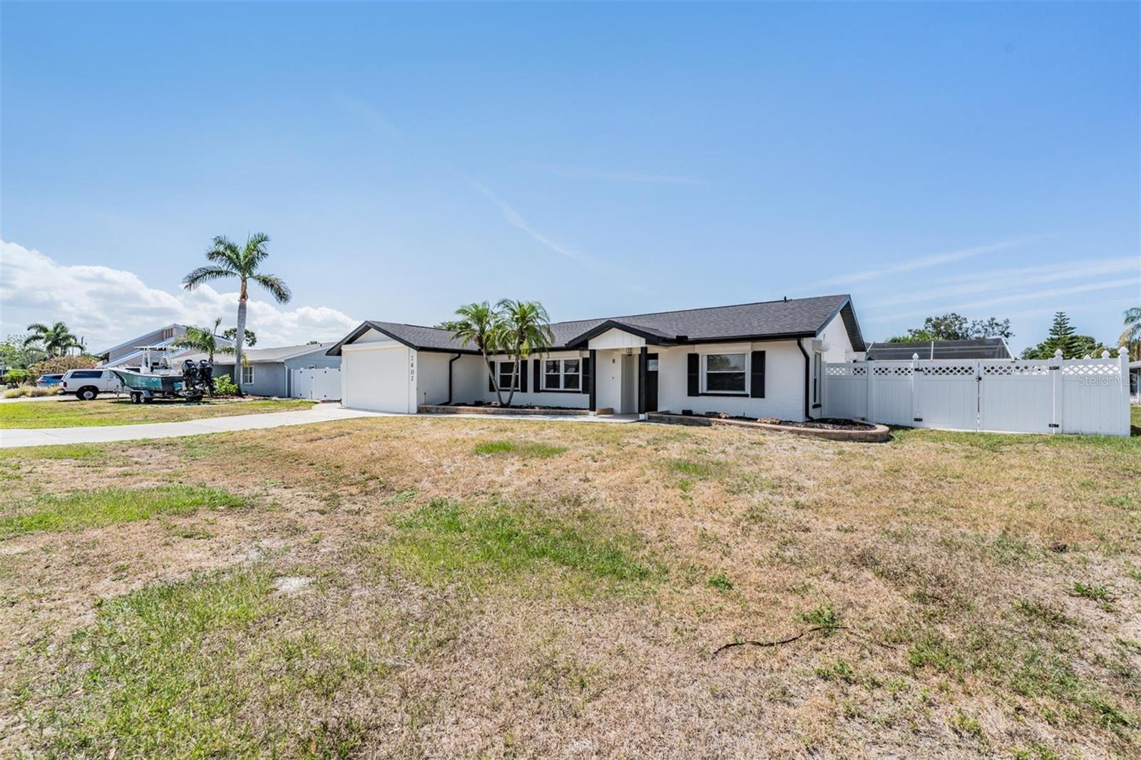 Image 5 of 44 For 7607 22nd Avenue W