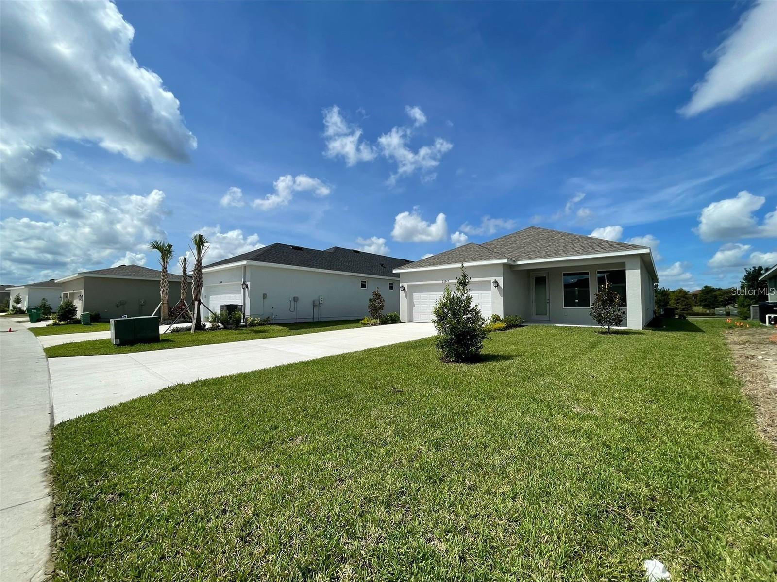 Image 11 of 61 For 28547 Hillcrest Valley Boulevard