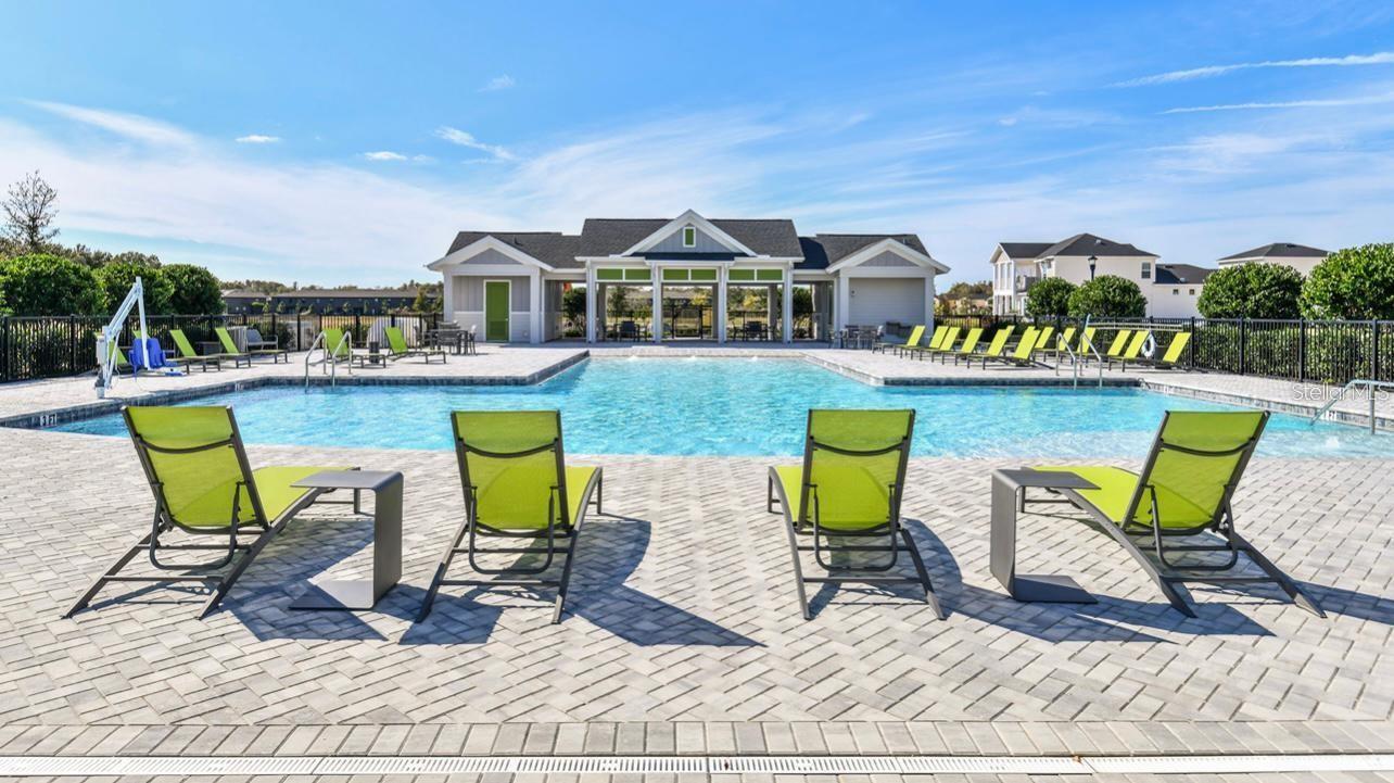 Image 18 of 61 For 28547 Hillcrest Valley Boulevard