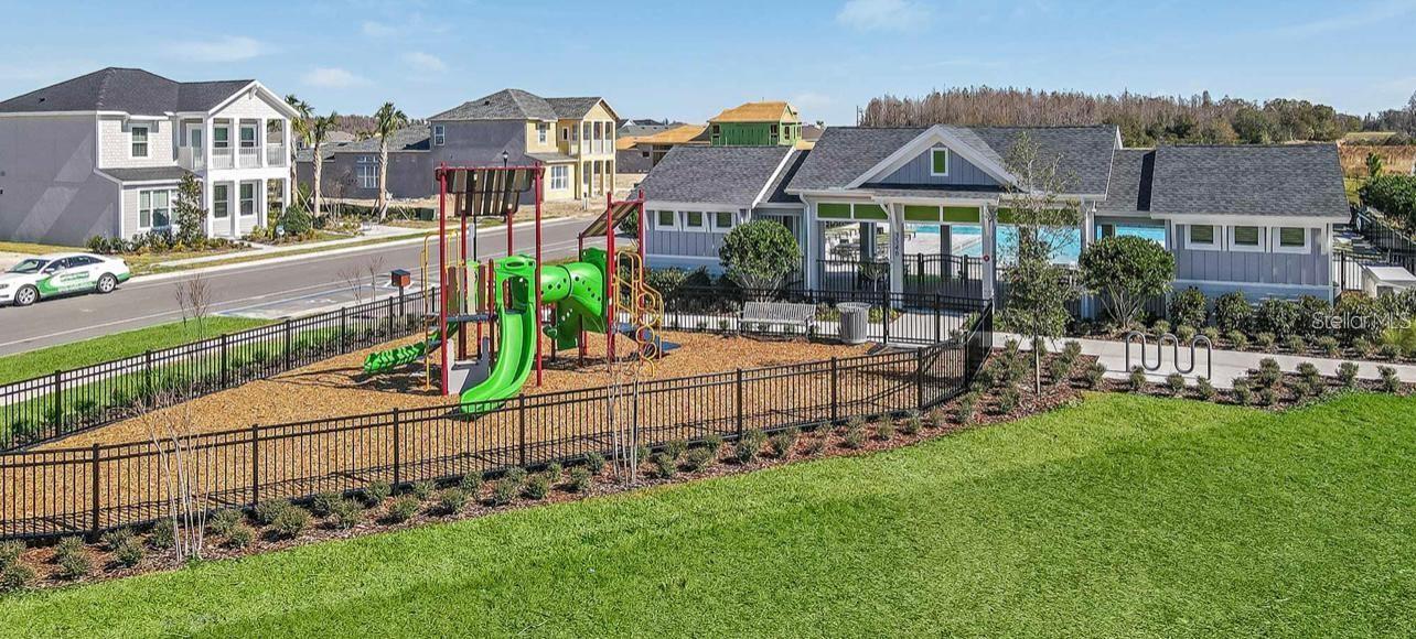 Image 19 of 61 For 28547 Hillcrest Valley Boulevard