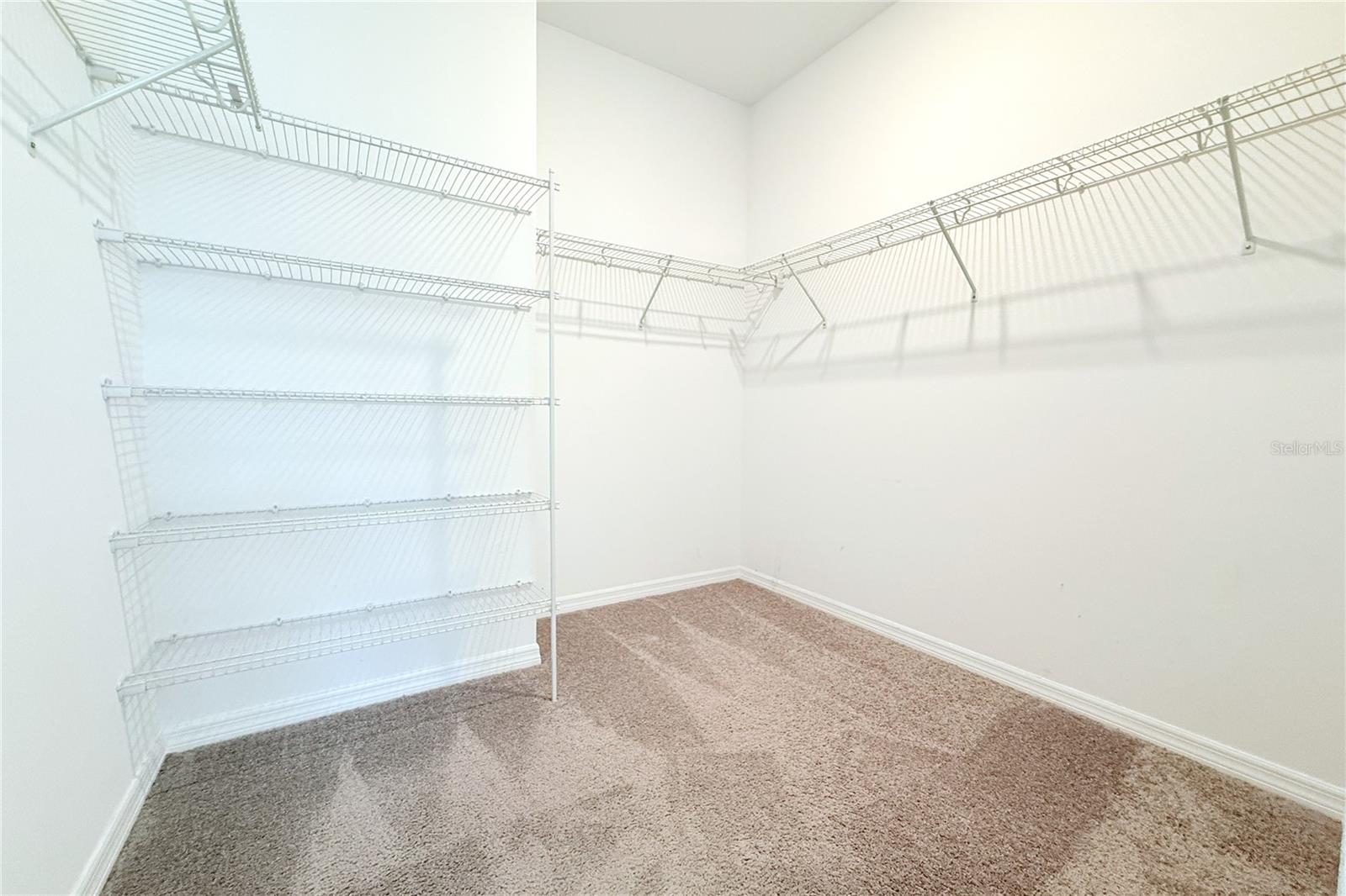 Image 22 of 61 For 28547 Hillcrest Valley Boulevard