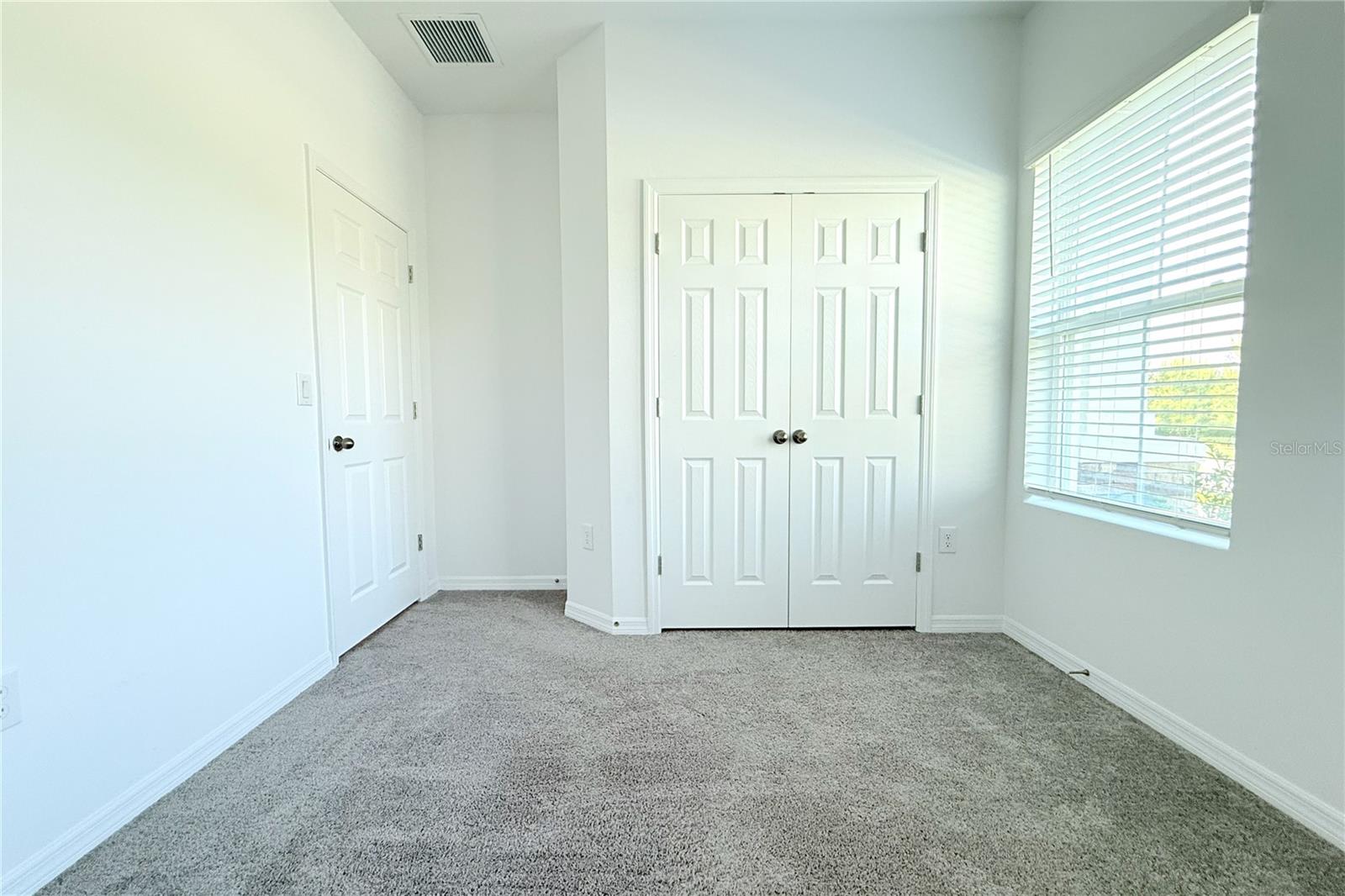 Image 26 of 61 For 28547 Hillcrest Valley Boulevard