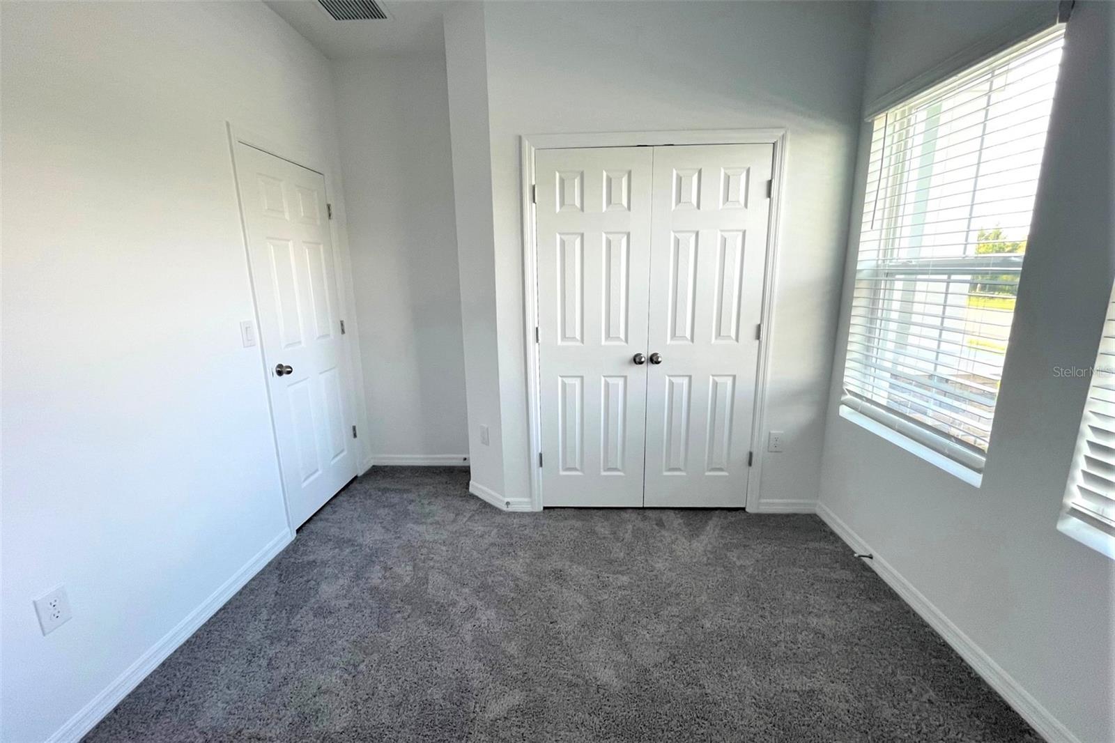 Image 30 of 61 For 28547 Hillcrest Valley Boulevard