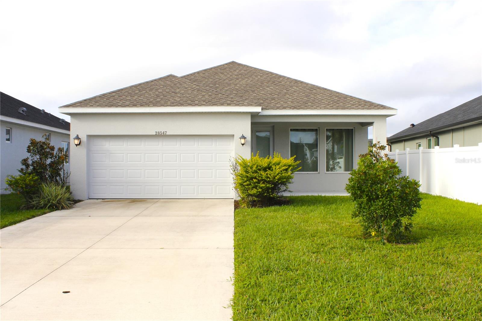 Image 34 of 61 For 28547 Hillcrest Valley Boulevard