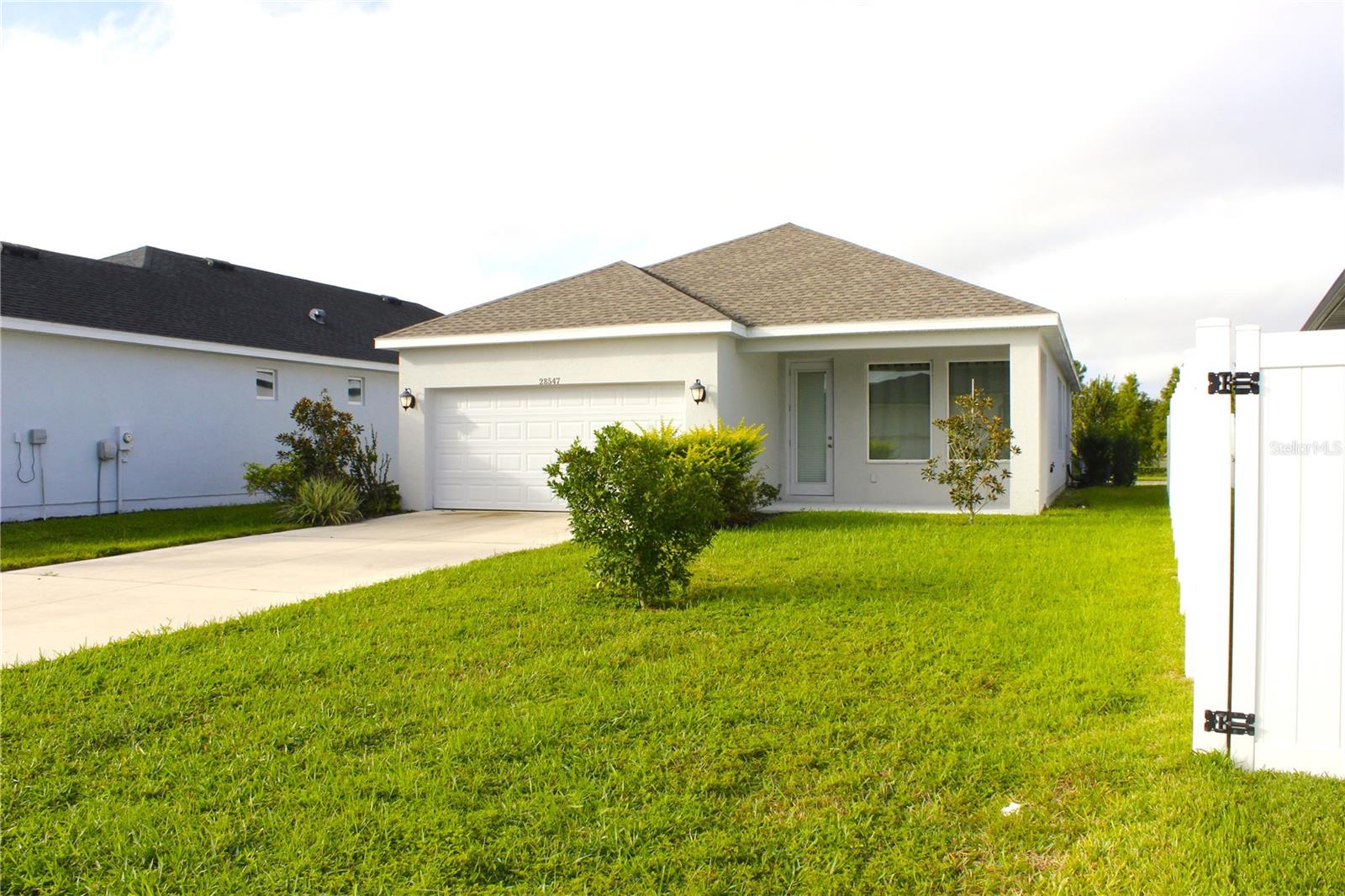 Image 35 of 61 For 28547 Hillcrest Valley Boulevard