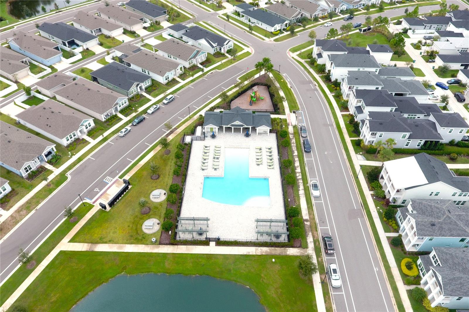 Image 52 of 61 For 28547 Hillcrest Valley Boulevard