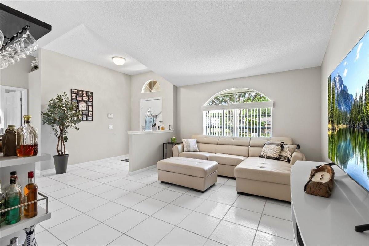 Image 10 of 89 For 22852 Fern Court