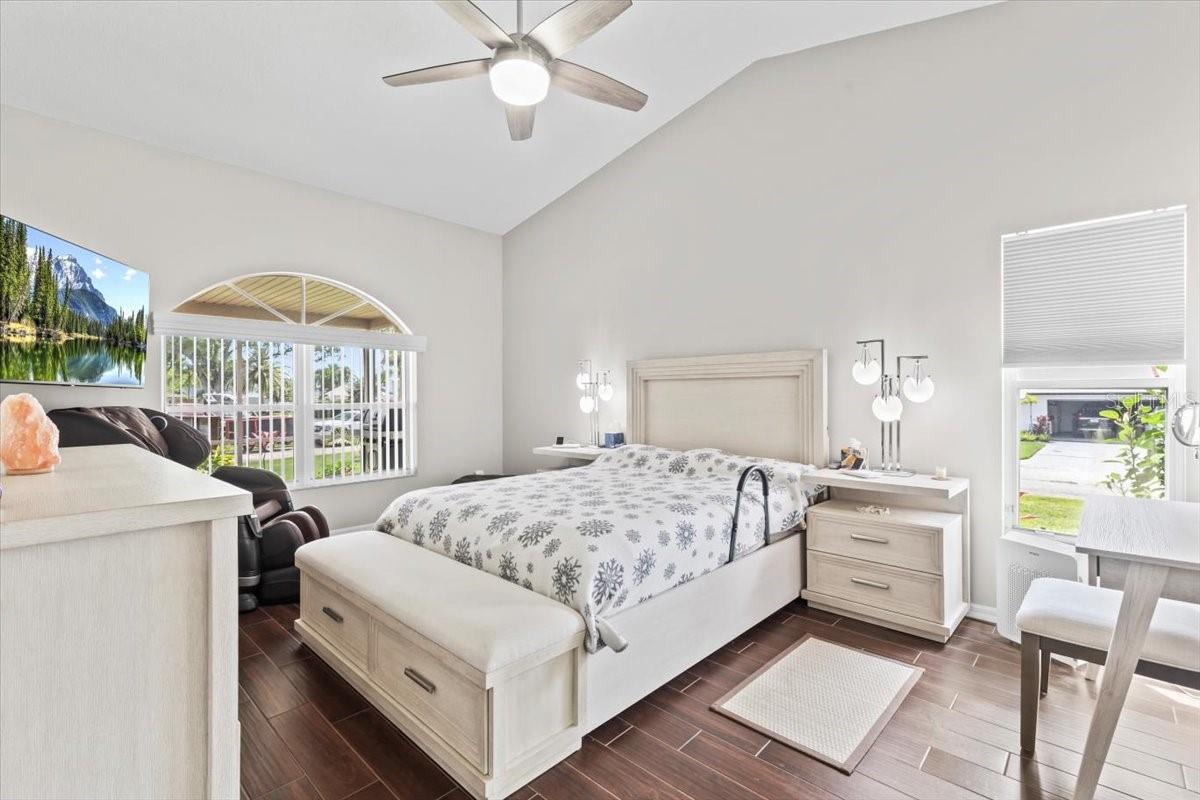 Image 25 of 89 For 22852 Fern Court