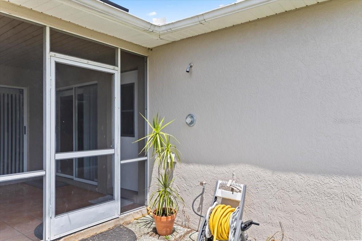 Image 49 of 89 For 22852 Fern Court