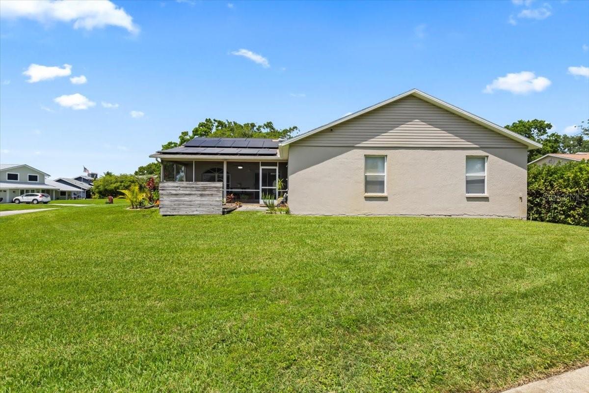 Image 51 of 89 For 22852 Fern Court