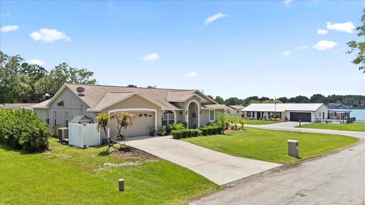 Image 60 of 89 For 22852 Fern Court