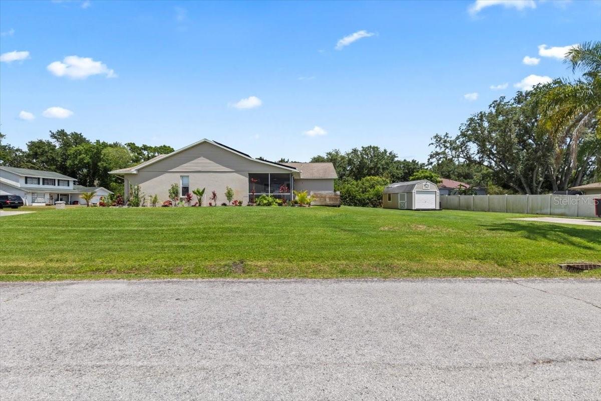 Image 63 of 89 For 22852 Fern Court