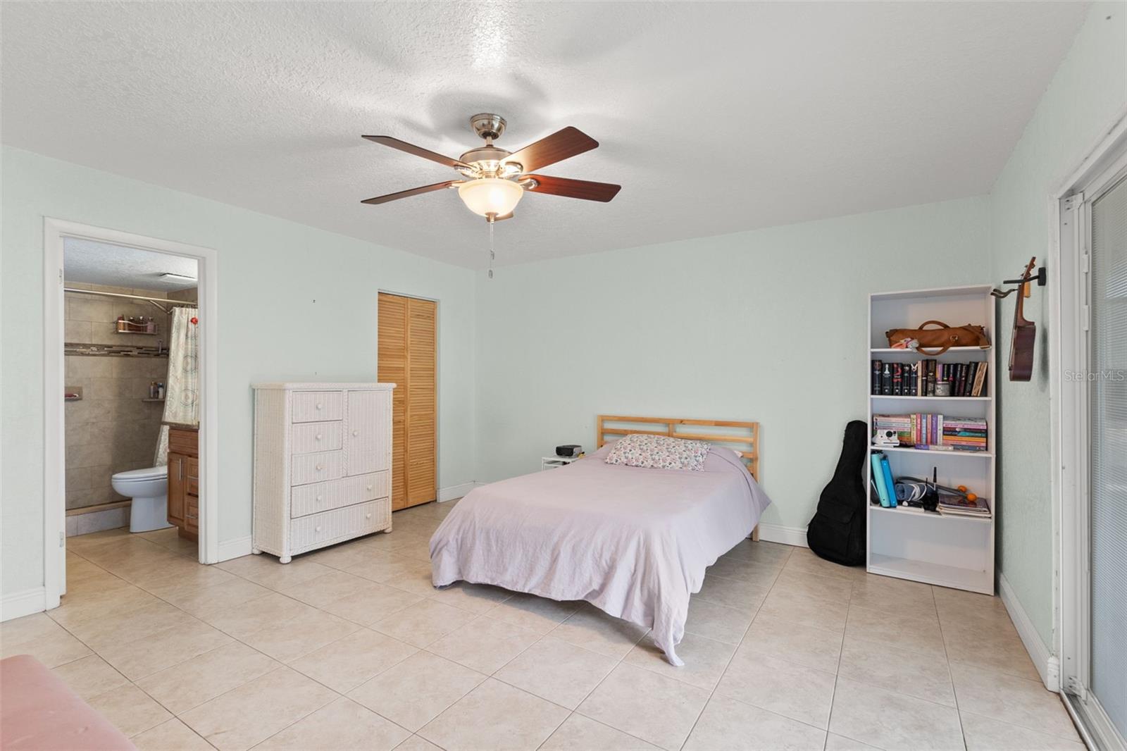 Image 14 of 33 For 4032 Cortez Drive A