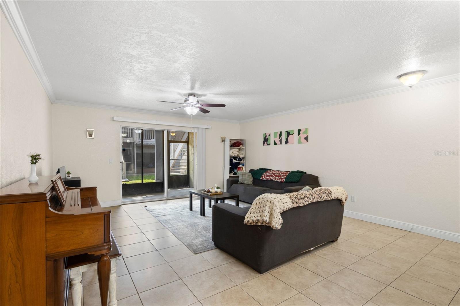 Image 5 of 33 For 4032 Cortez Drive A