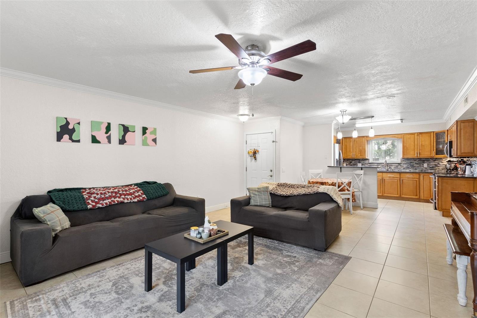 Image 6 of 33 For 4032 Cortez Drive A