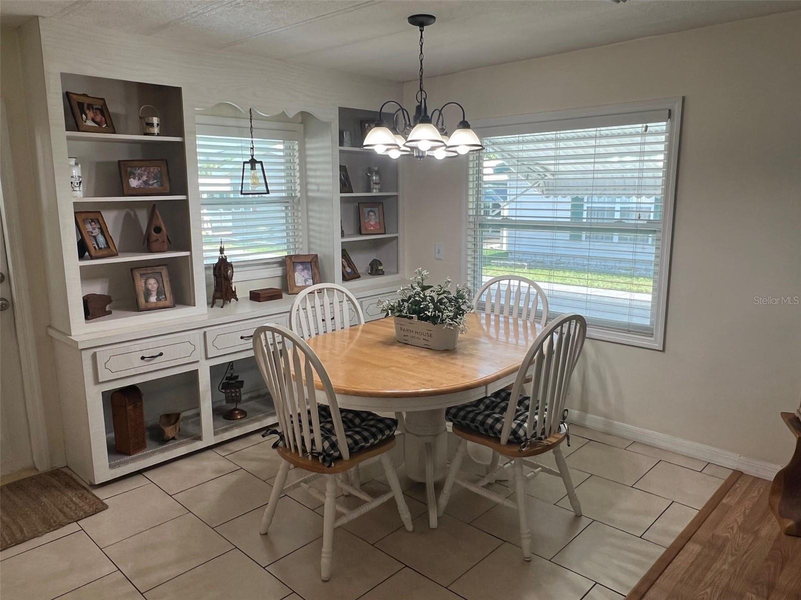 Image 10 of 31 For 758 Royal Palm Circle