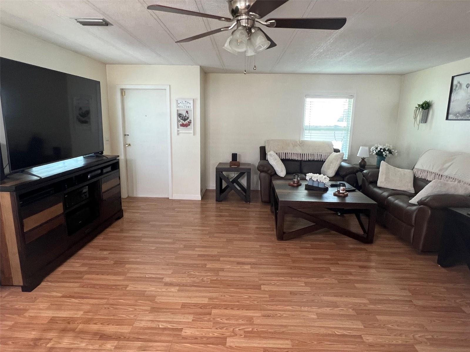 Image 13 of 31 For 758 Royal Palm Circle