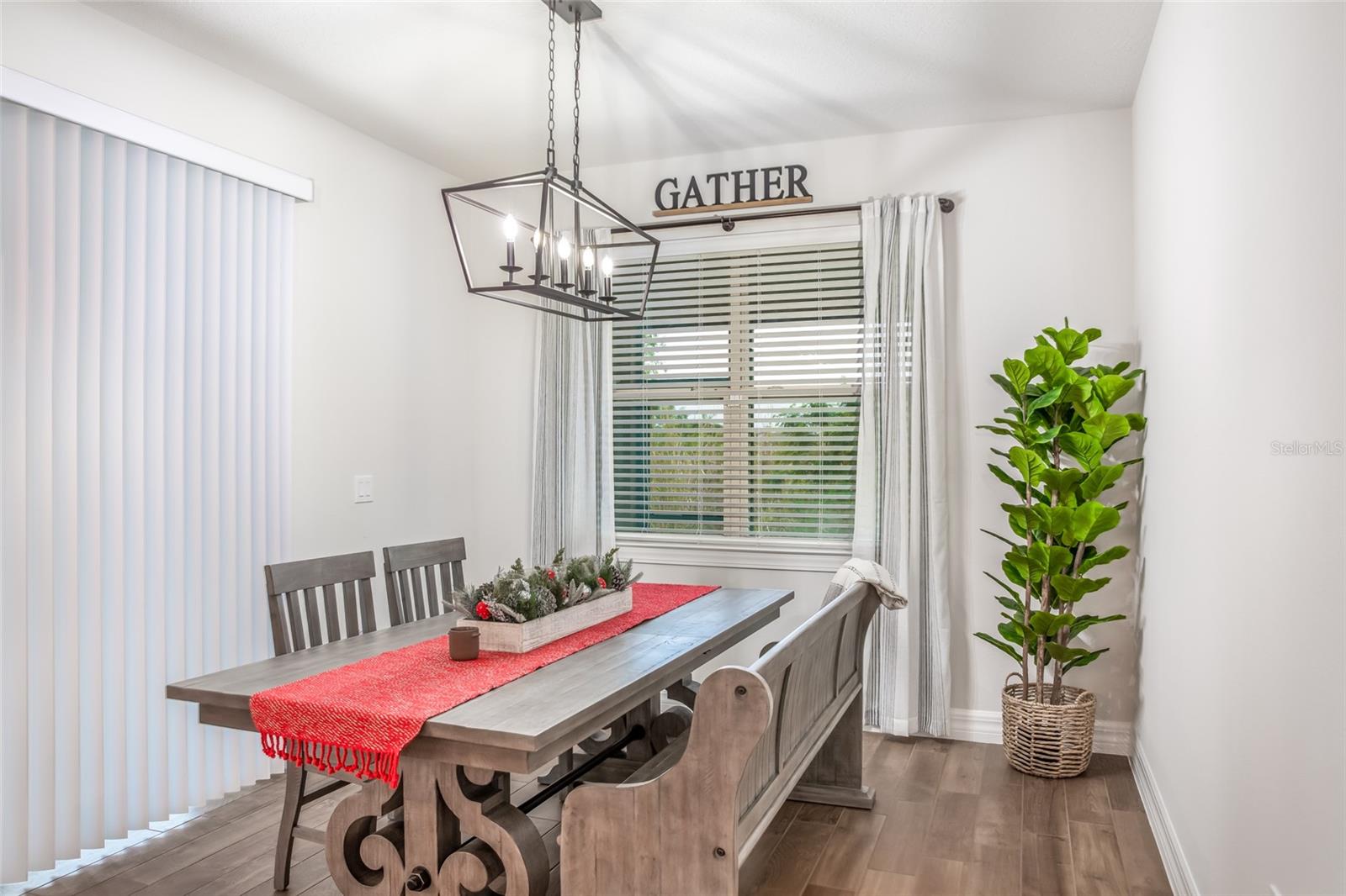Image 12 of 25 For 13877 Carlow Park Drive