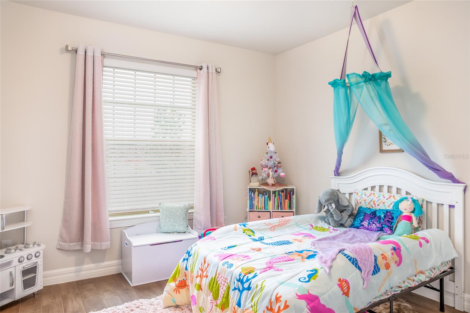 Image 4 of 25 For 13877 Carlow Park Drive