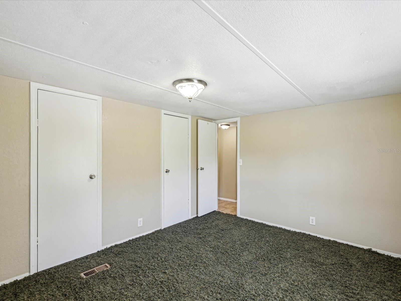 Image 21 of 46 For 10101 Shay Court