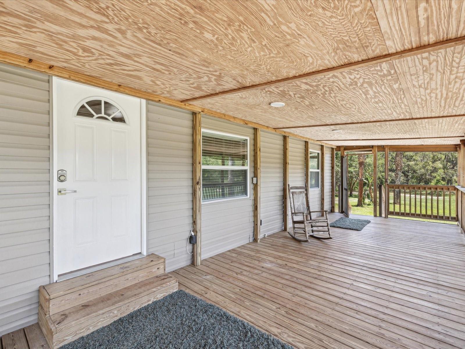 Image 4 of 46 For 10101 Shay Court