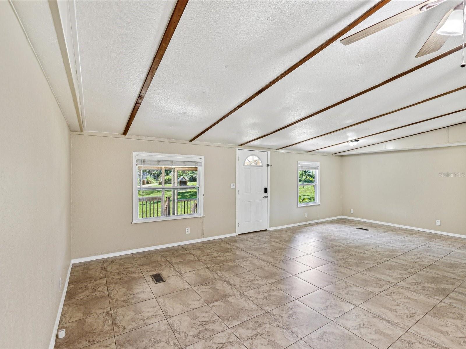 Image 6 of 46 For 10101 Shay Court