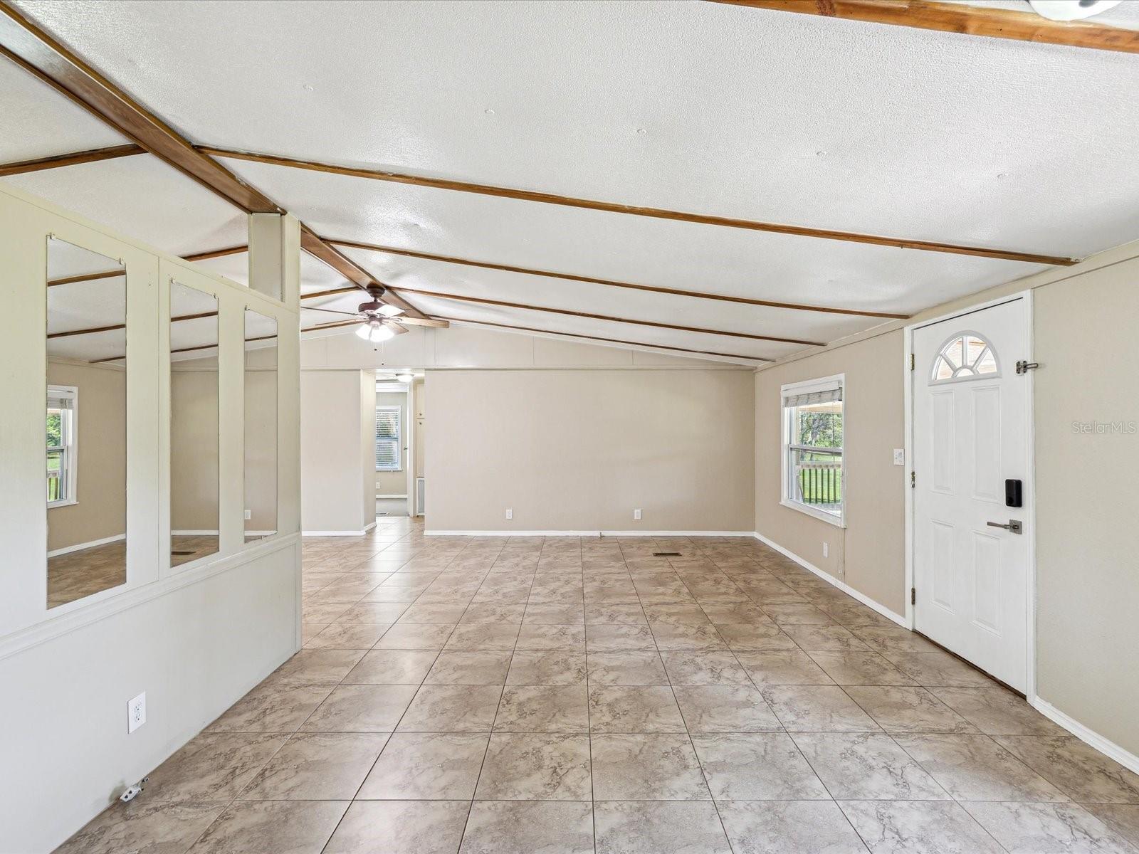 Image 7 of 46 For 10101 Shay Court