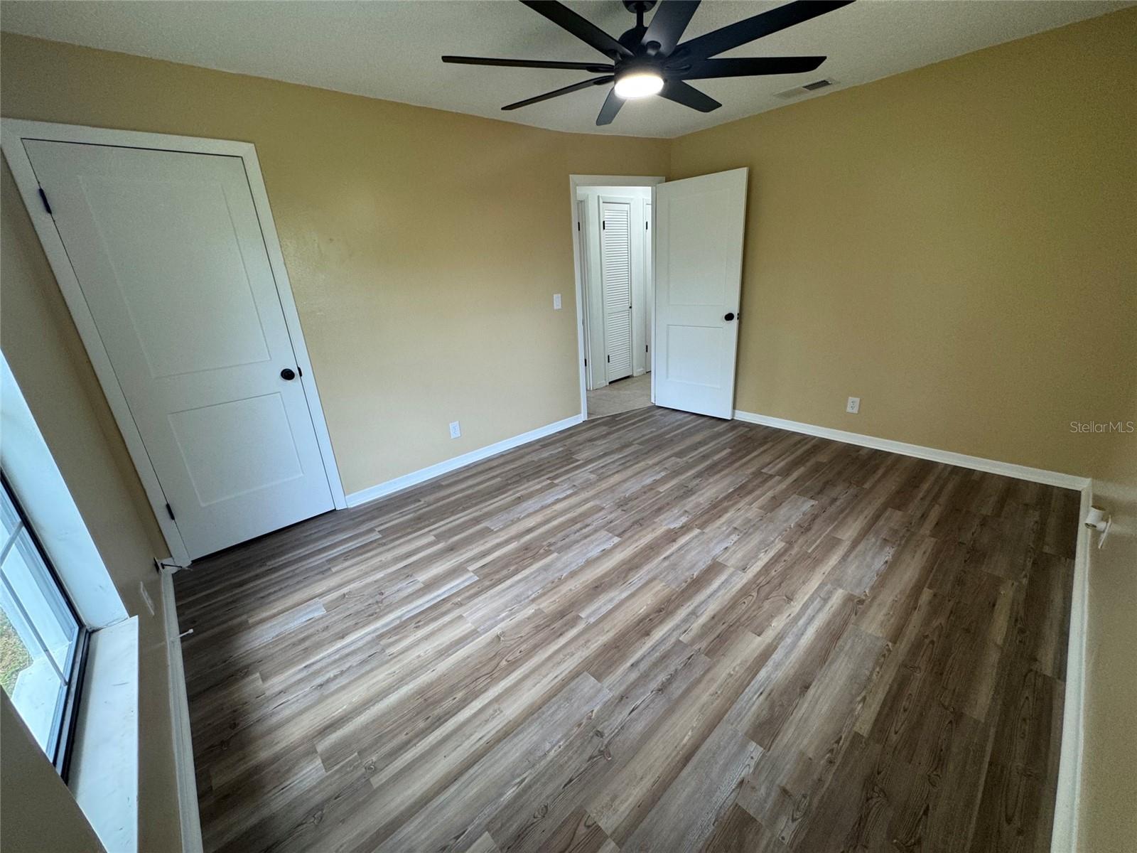 Image 12 of 15 For 45652 Ohio Street